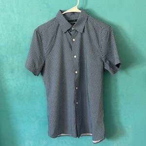 Men Casual buttom down shirt